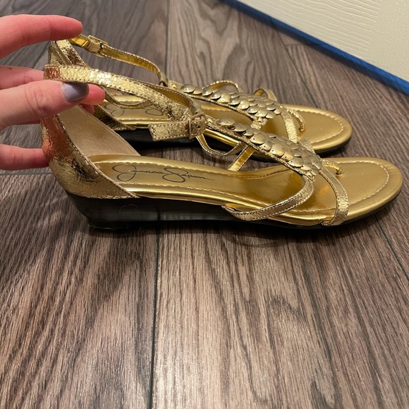 Jessica Simpson Gold Sandals - Picture 5 of 7